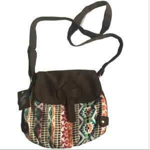 Global & Vine Boho Aztec Print Crossbody NWT